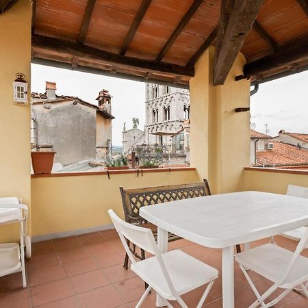 Terrazza San Michele - Affitti Brevi Italia Apartment Lucca Bagian luar foto
